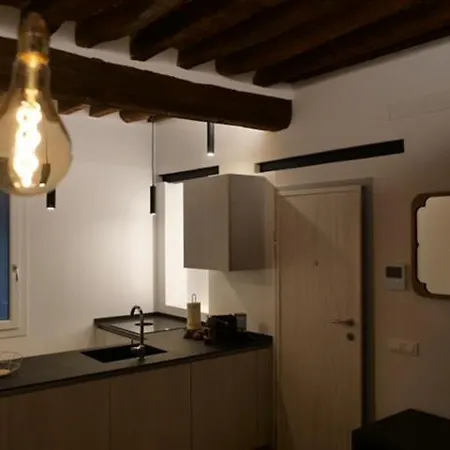 Mirasole Сан-Джованни-ин-Персичето